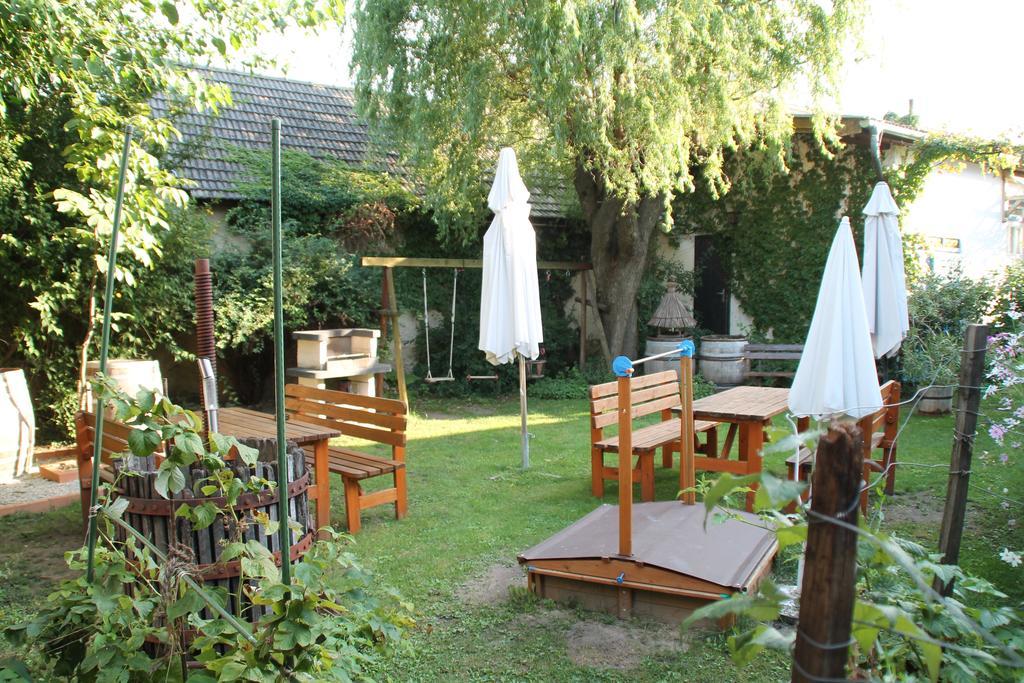 Stieglerhof Kg -Apartments Illmitz- Экстерьер фото
